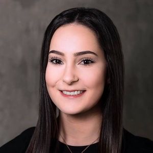 Meet your Posher, Erika